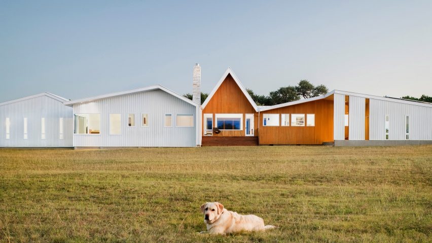 hill_country_house_miro_rivera_architects_architecture_texas_usa_dezeen_2364_hero_852x479 (1).jpg